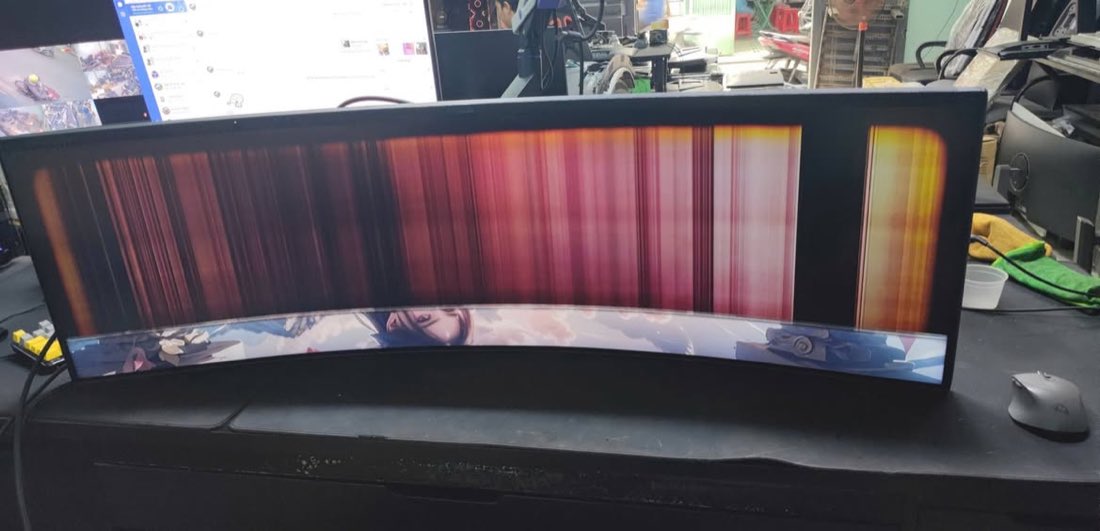 49 inch Samsung lỗi này fix lại dùng vẫn rất bền nhé.
